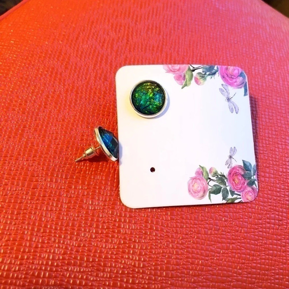 Handmade Green Stud Earrings - Picture 2 of 3